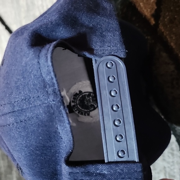 MILLER LITE EMBROIDERED NAVY BLUE SNAP-BACK HAT - Picture 6 of 13